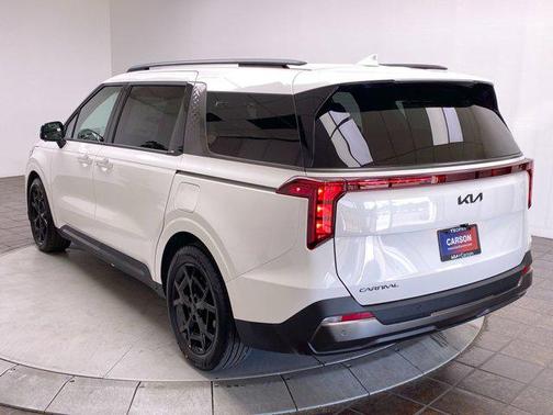 2026 Kia Carnival SX