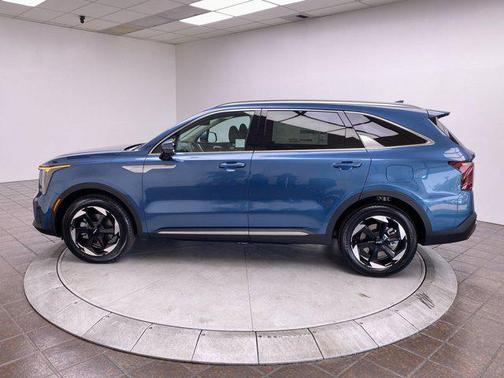 2025 Kia Sorento Hybrid EX