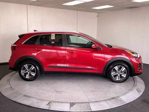 2021 Kia Niro LXS