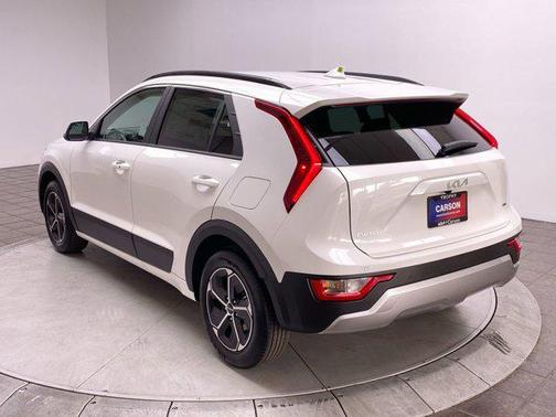 2025 Kia Niro EX
