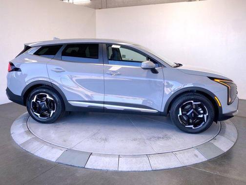 Wolf Gray 2026 Kia Sportage EX