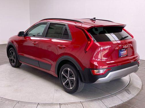 2025 Kia Niro LX