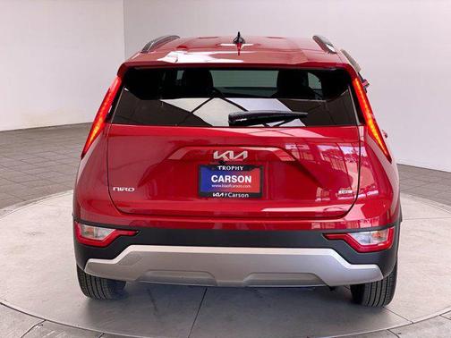 2025 Kia Niro LX