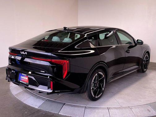 Aurora Black Pearl 2026 Kia K4 GT-Line