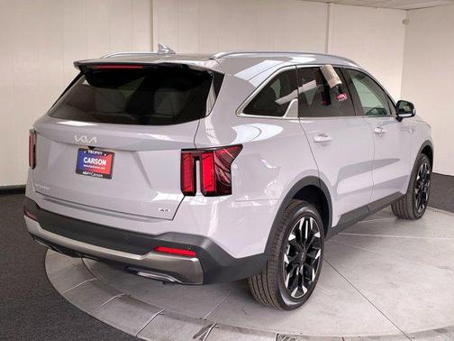 2025 Kia Sorento EX