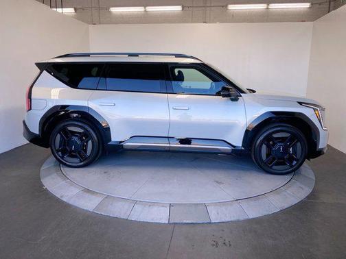 2026 Kia EV9 GT-Line