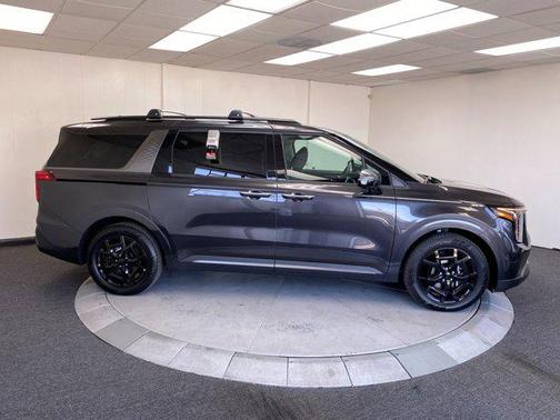 2025 Kia Carnival Hybrid SX