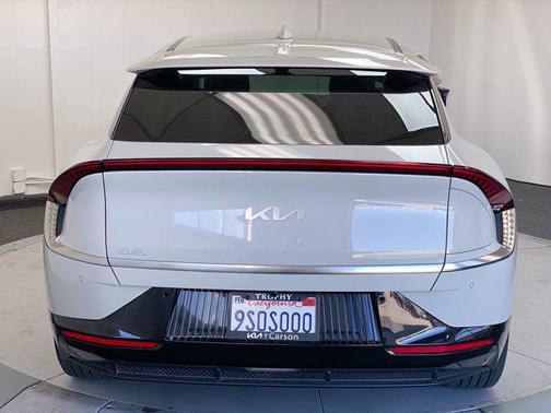 2024 Kia EV6 Wind