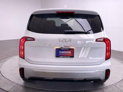 2025 Kia Telluride LX