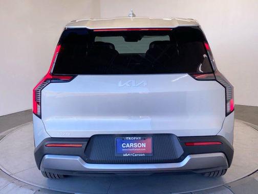 2026 Kia EV9 Light Long Range