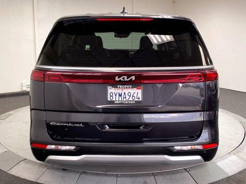 2022 Kia Carnival EX