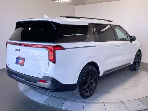 Snow White Pearl 2026 Kia Carnival Hybrid SX