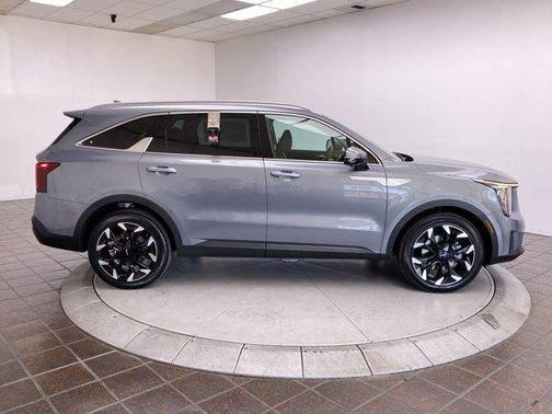 2025 Kia Sorento SX