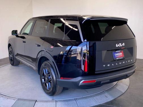 Ebony Black 2027 Kia Telluride LX