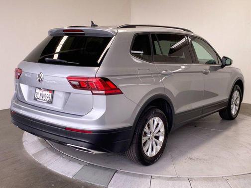 Platinum Gray Metallic 2020 Volkswagen Tiguan 2.0T S