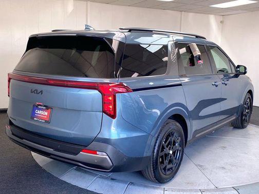 2026 Kia Carnival SX