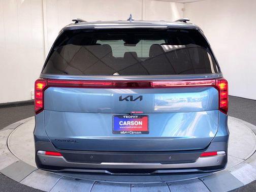 2026 Kia Carnival SX