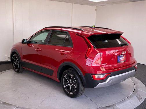 2025 Kia Niro EX