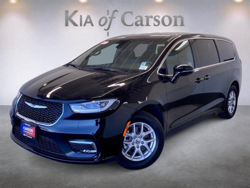 Diamond Black Crystal Pearlcoat 2025 Chrysler Pacifica L