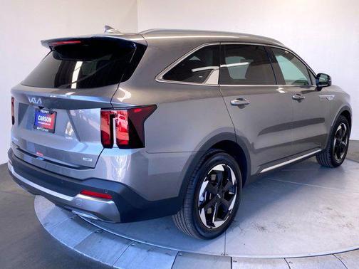 VOLCANOSAND 2026 Kia Sorento Hybrid EX