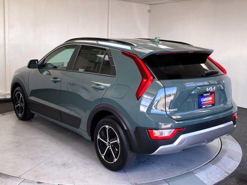 2025 Kia Niro EX