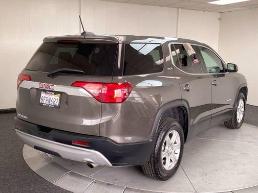 2019 GMC Acadia SLE-1