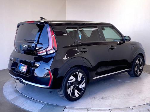 Fusion Black 2025 Kia Soul GT-Line