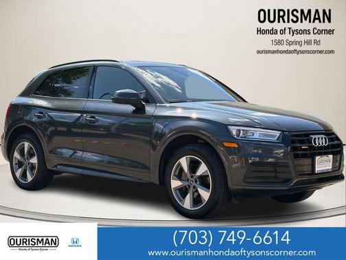 Manhattan Gray Metallic 2020 Audi Q5 45 Premium
