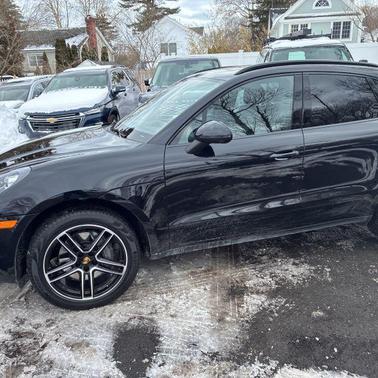 2021 Porsche Macan S