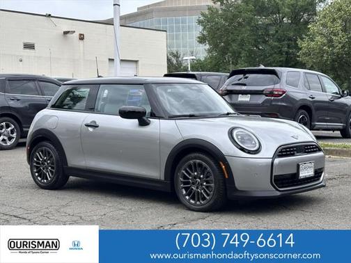 2025 MINI Hardtop Cooper