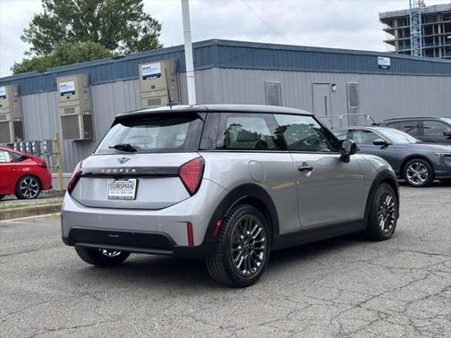 2025 MINI Hardtop Cooper