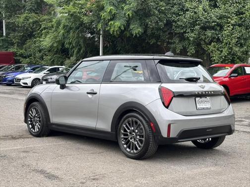 2025 MINI Hardtop Cooper