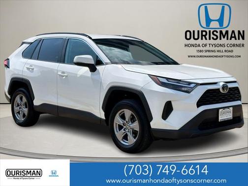 2022 Toyota RAV4 XLE