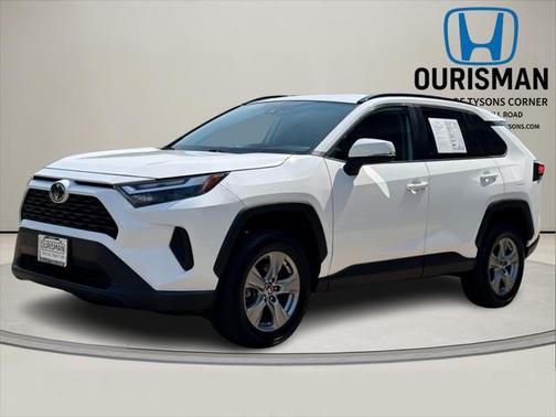 2022 Toyota RAV4 XLE