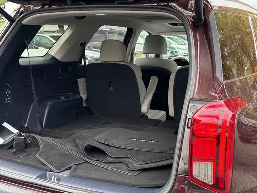 Sierra Burgundy 2023 Hyundai PALISADE Limited