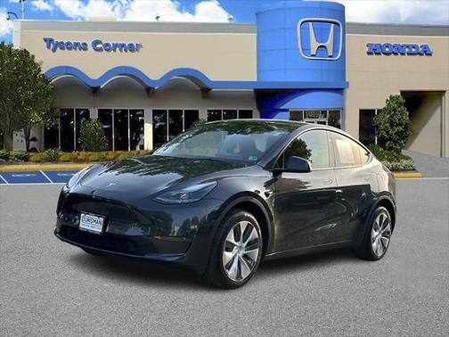 2024 Tesla Model Y Long Range Dual Motor All-Wheel Drive