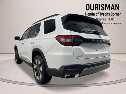 Platinum White 2026 Honda Pilot Touring 8-Passenger