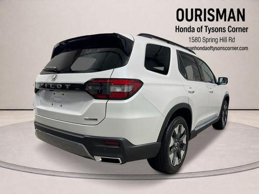 Platinum White 2026 Honda Pilot Touring 8-Passenger