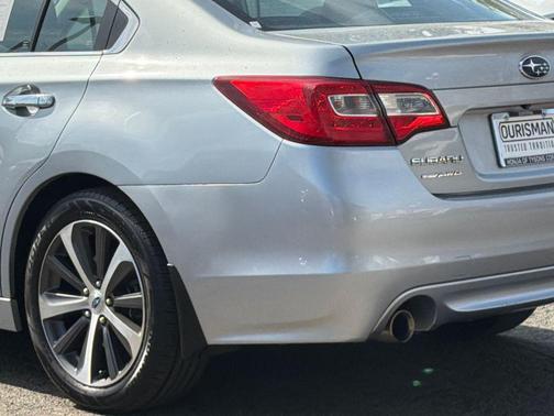 Ice Silver Metallic 2015 Subaru Legacy Premium
