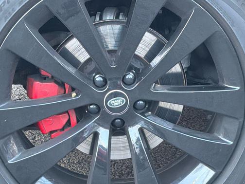 2024 Land Rover Range Rover Sport SE