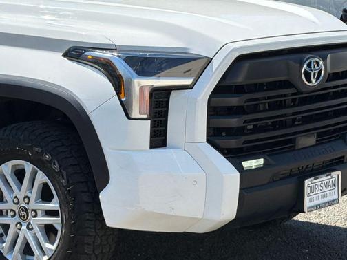 Ice Cap 2023 Toyota Tundra SR5