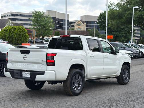 Glacier White 2026 Nissan Frontier SV