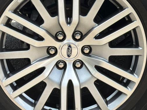Agate Black Metallic 2023 Ford Expedition Max Limited
