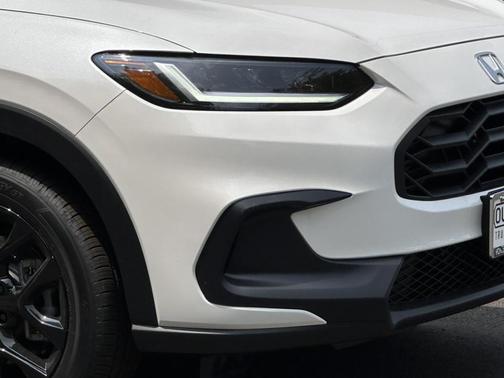 2025 Honda HR-V AWD Sport