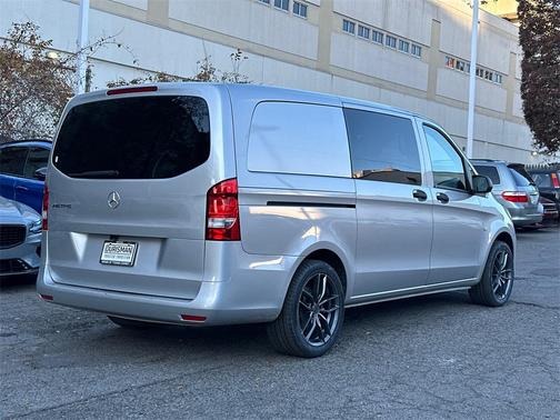 2019 Mercedes-Benz Metris Base