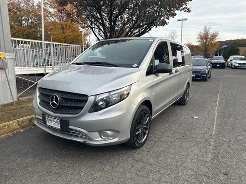 2019 Mercedes-Benz Metris Base
