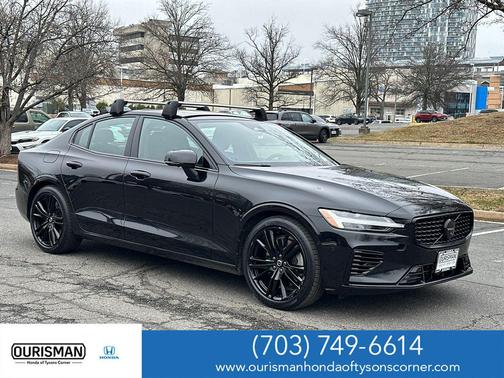 2023 Volvo S60 Recharge Plug-In Hybrid T8 Plus Black Edition