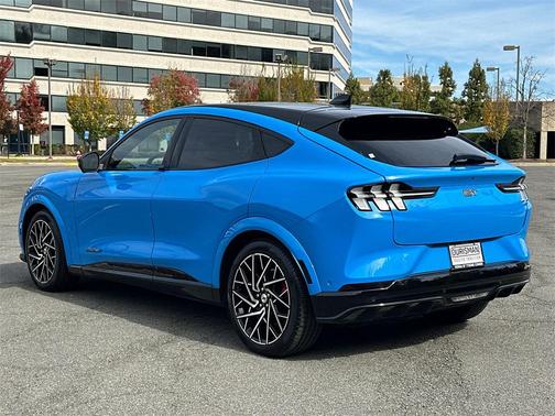 2022 Ford Mustang Mach-E GT