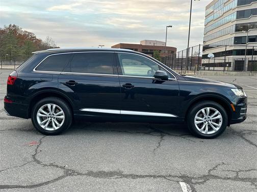 2017 Audi Q7 2.0T Premium