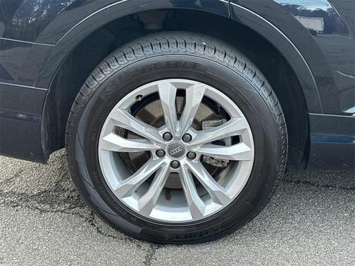 2017 Audi Q7 2.0T Premium